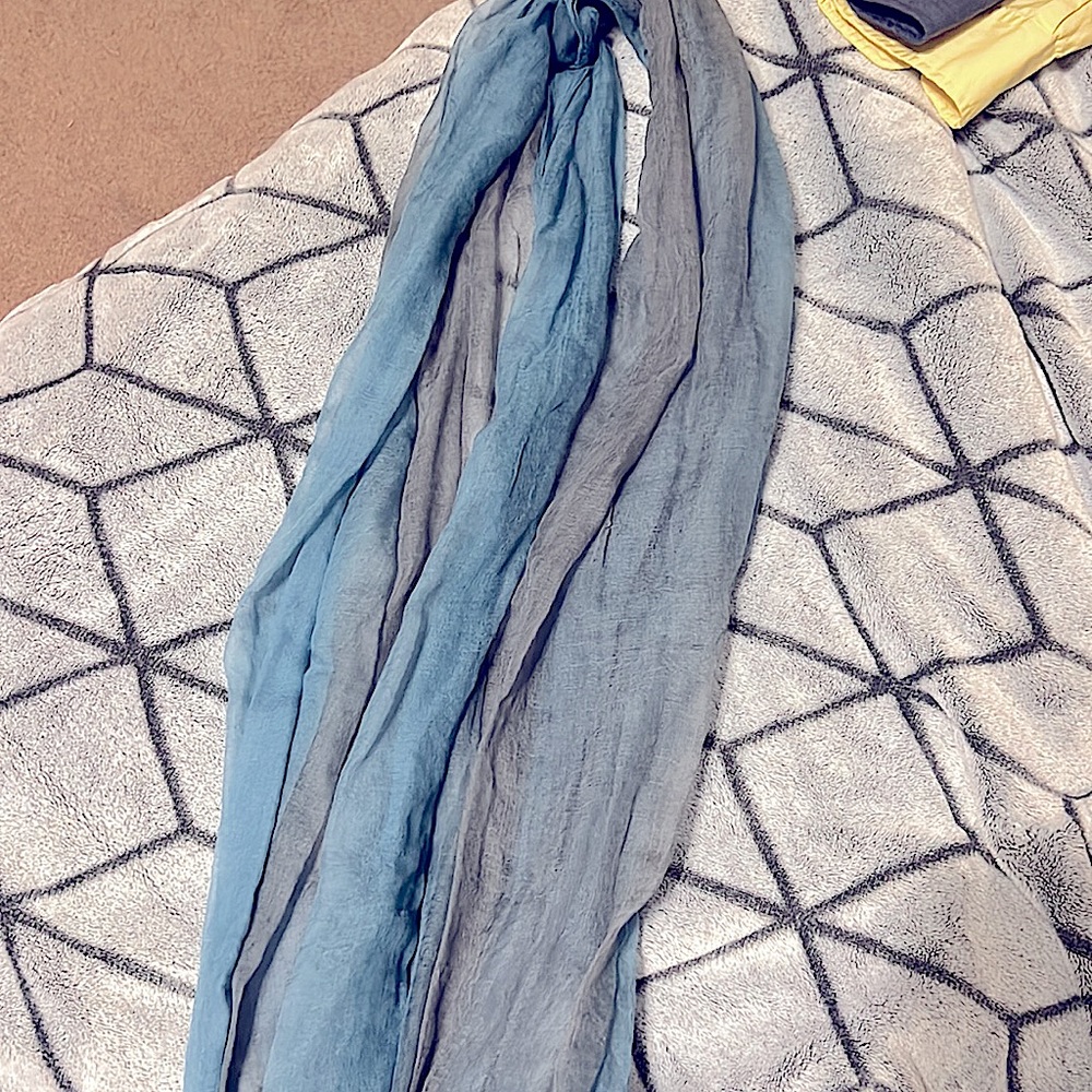 Blue-gray scarf